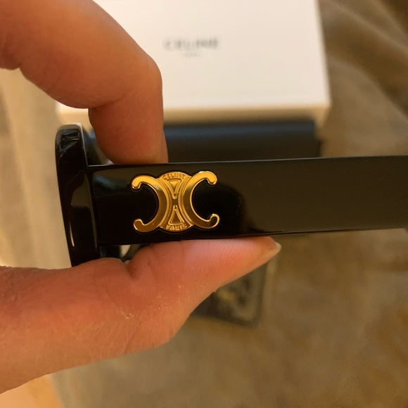 CELINE Excellent condition!!
Triomphe Oval Sunglasses, 52mm. - Picture 3 of 8